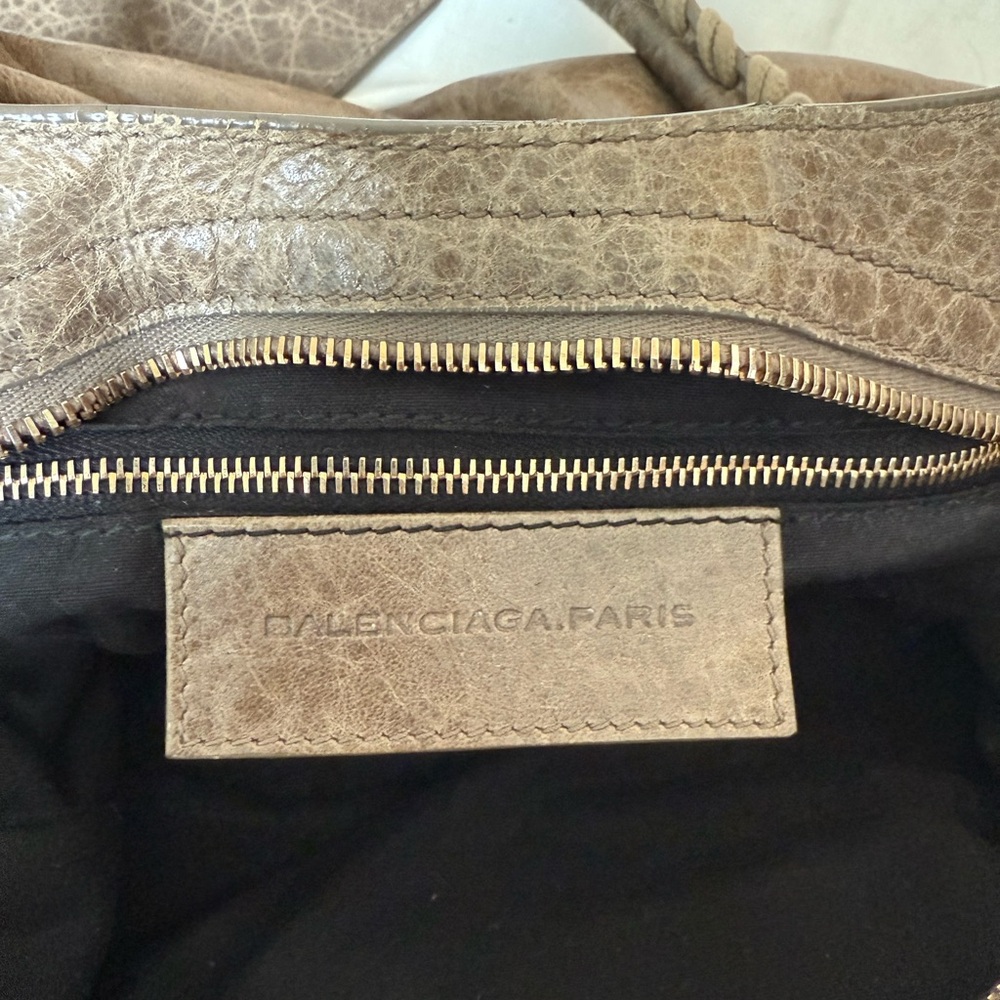 Balenciaga Motorcycle Bag - Picture 4 of 7